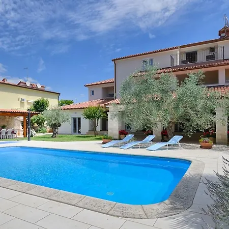 Fantastic In With Swimming Pool