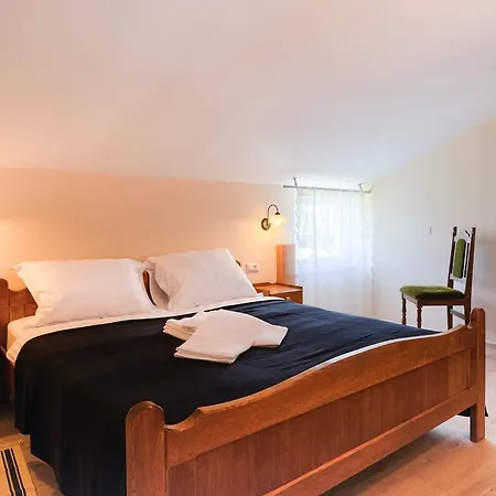 Fantastic In With Swimming Pool * Poreč